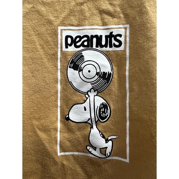 SNOOPY Records spin master  Schultz Long sleeve tan graphic DJ tee sz - Picture 4 of 7